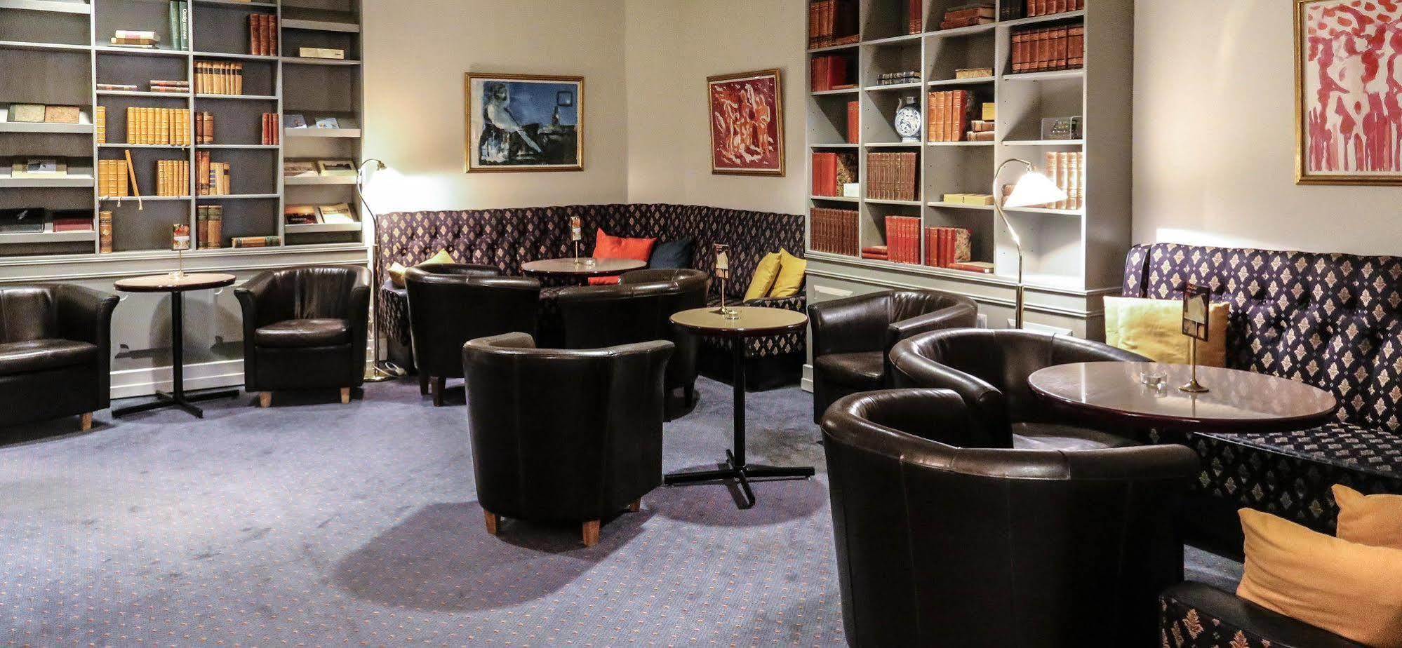 Hotel Kaernan 헬싱보리 외부 사진